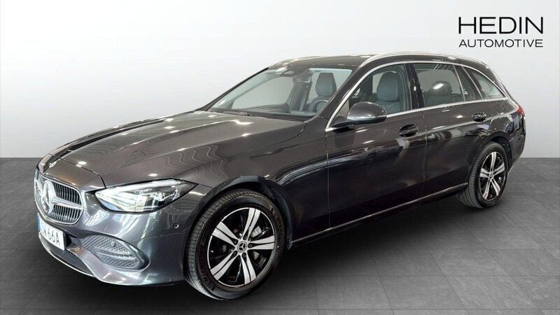 Grå (grey) Begagnad 2022 Mercedes C300 Kombi | 349 900 kr - Bild 1/4