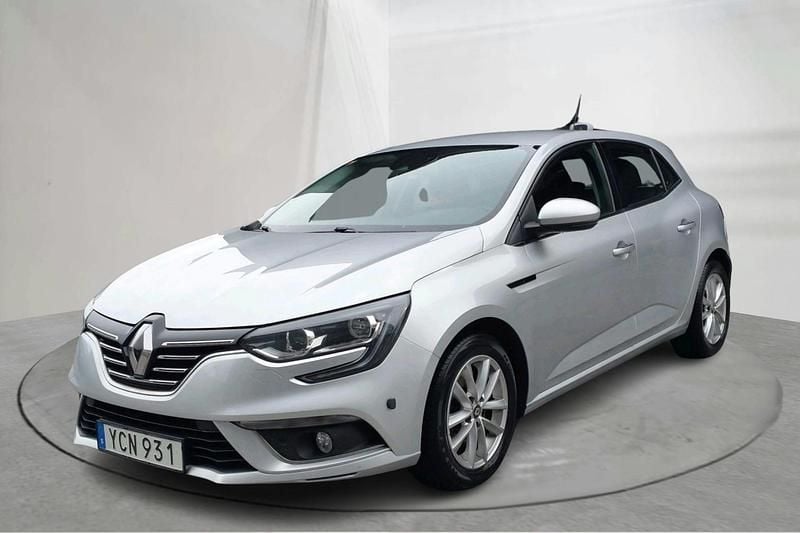 Silver Begagnad 2016 Renault Mégane III Zen | 64 800 kr (Superpris) - Bild 1/4