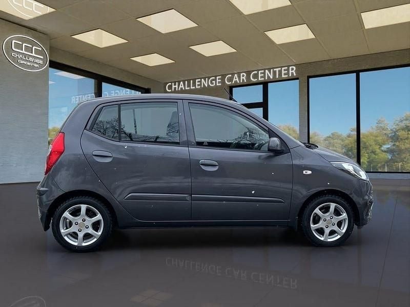 Begagnad Hyundai i10 Premium 69 HK (50 kW) 2011 Mörkgrå Halvkombi