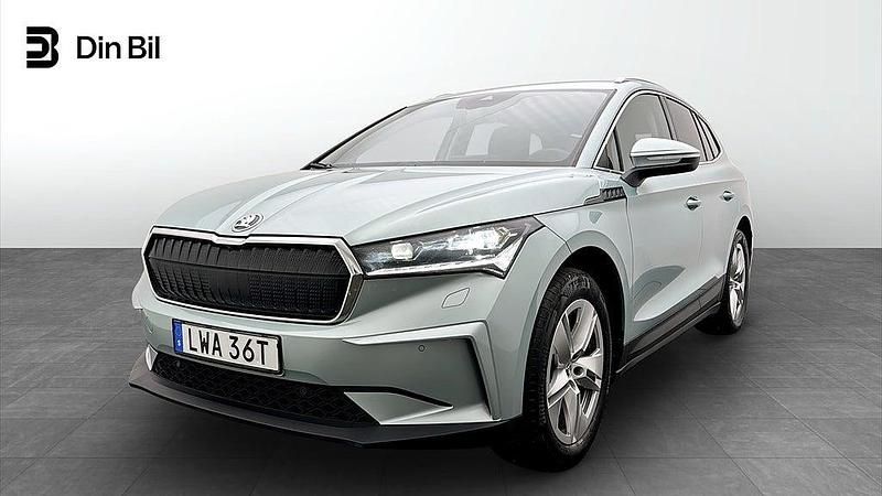 Silver Begagnad 2023 Skoda Enyaq iV SUV | 414 900 kr (Marknadspris) - Bild 1/4