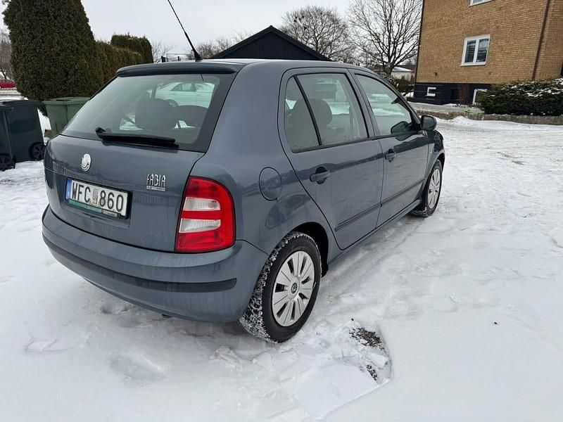 Begagnad Skoda Fabia 64 HK (47 kW) 2004