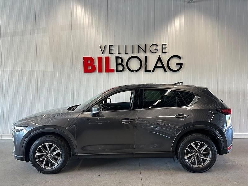Grå Begagnad 2018 Mazda CX-5 SUV | 229 500 kr (Marknadspris) - Bild 1/4