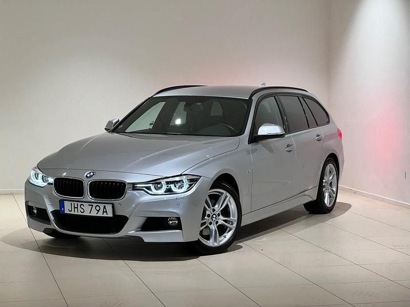 Silver Begagnad 2019 BMW 330 M Sport Kombi | 279 000 kr (Marknadspris) - Bild 1/4