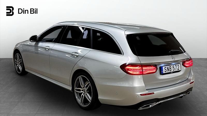 Begagnad Mercedes E200 AMG line 160 HK (117 kW) 2019 Silver Kombi