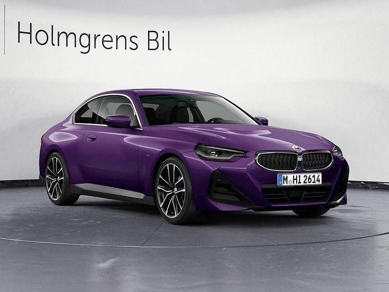 Lila Begagnad 2022 BMW 220 M Sport Sportkupé | 389 500 kr (Dyr) - Bild 1/4
