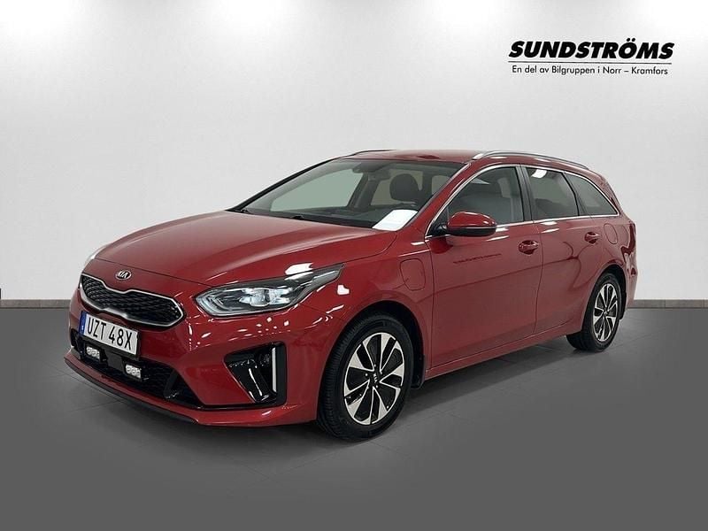 Röd Begagnad 2020 Kia Ceed Sportswagon Advance Kombi | 209 900 kr (Marknadspris) - Bild 1/4