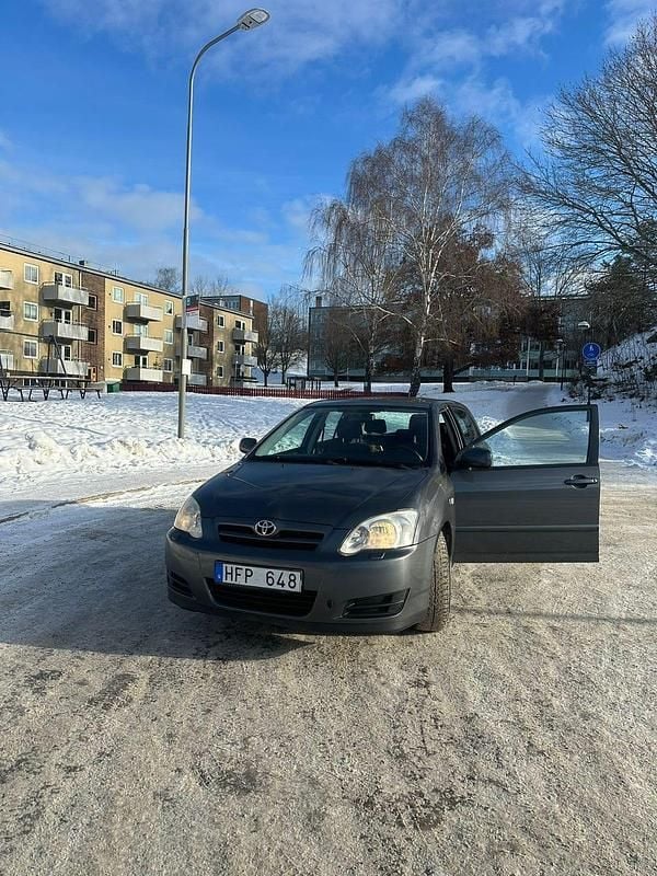 Begagnad Toyota Corolla 110 HK (80 kW) 2007