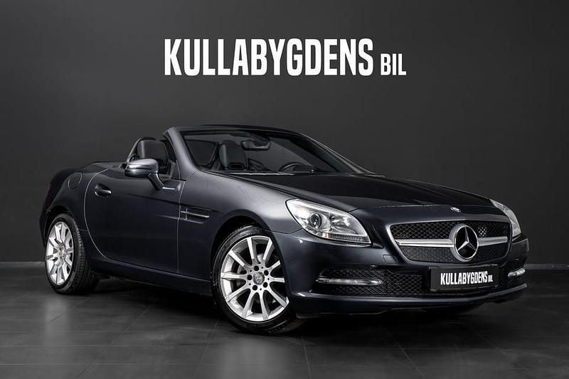 Begagnad Mercedes SLK200 184 HK (135 kW) 2012 Mörkgrå Cab