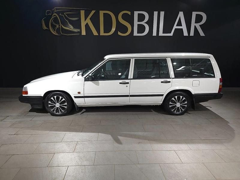 Vit Begagnad 1997 Volvo 940 Kombi | 49 900 kr - Bild 1/4
