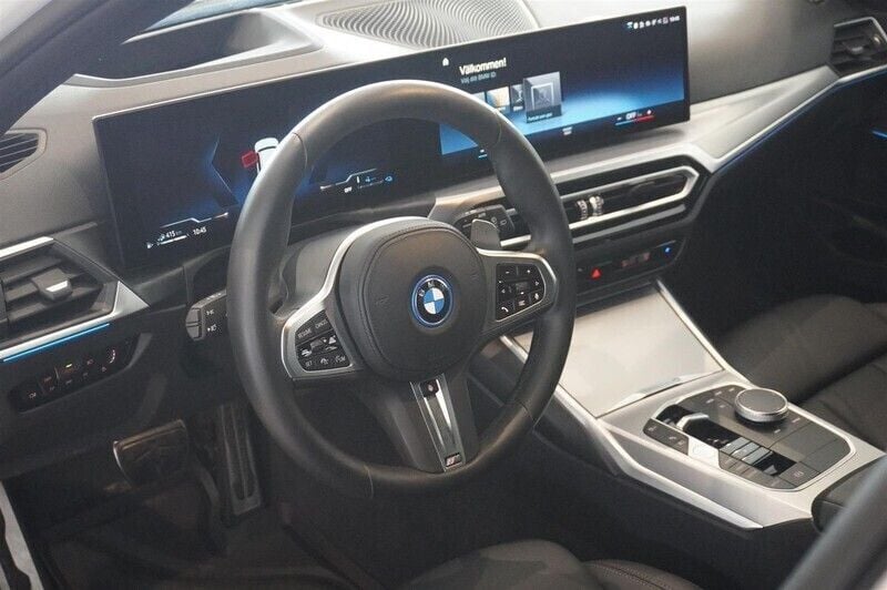 Begagnad BMW 330e M Sport 292 HK (214 kW) 2022 Okänd Kombi