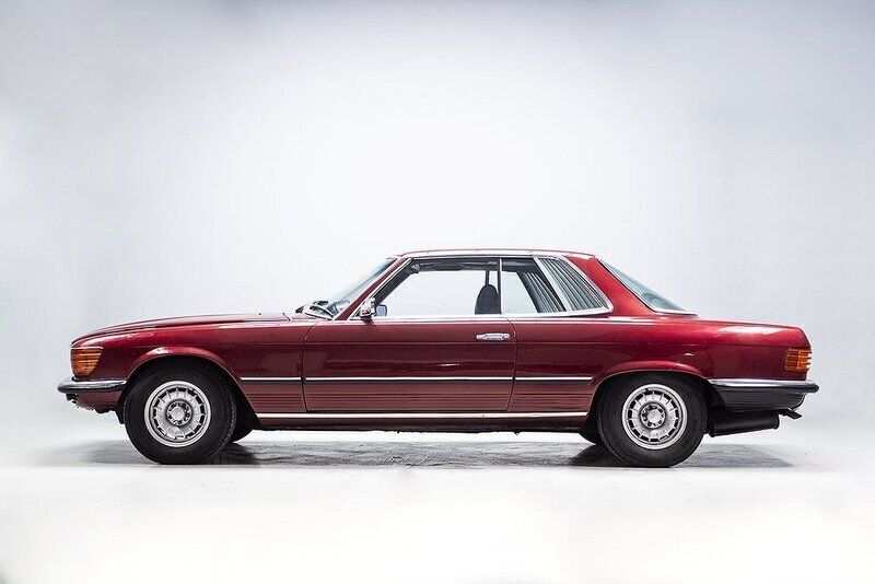 Röd Begagnad 1973 Mercedes SL350 Sportkupé | 240 000 kr - Bild 1/4