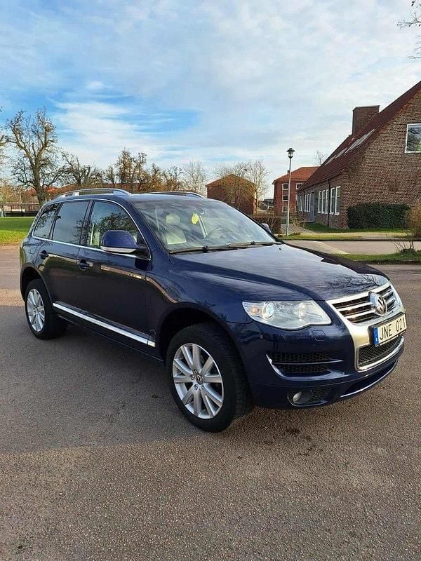 Blå Begagnad 2009 VW Touareg SUV | 79 900 kr - Bild 1/4