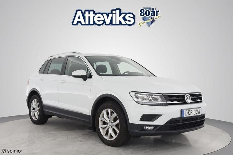Vit Begagnad 2019 VW Tiguan Comfortline SUV | 237 900 kr (Bra pris) - Bild 1/3