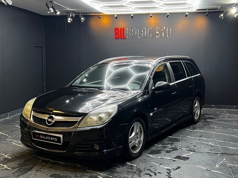 Svart Begagnad 2008 Opel Vectra Kombi | 29 900 kr (Bra pris) - Bild 1/4