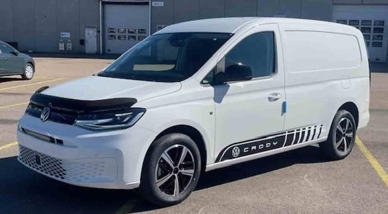 Vit Ny 2025 VW Caddy Maxi Minibuss | 399 875 kr (Superpris) - Bild 1/1
