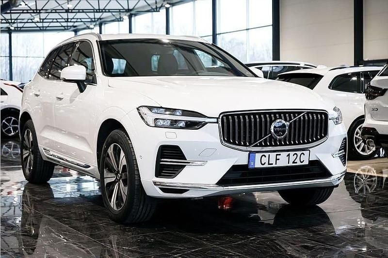 Begagnad Volvo XC60 350 HK (257 kW) 2022 Vit SUV