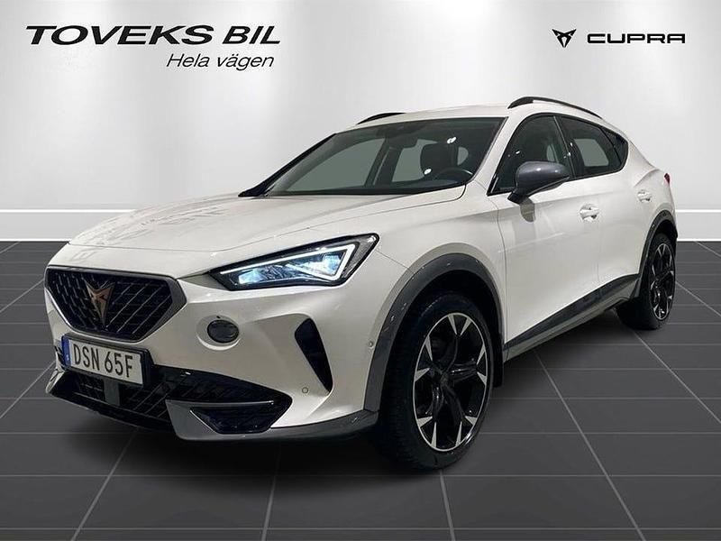 Candy white Begagnad 2022 Cupra Formentor SUV | 249 900 kr (Marknadspris) - Bild 1/4