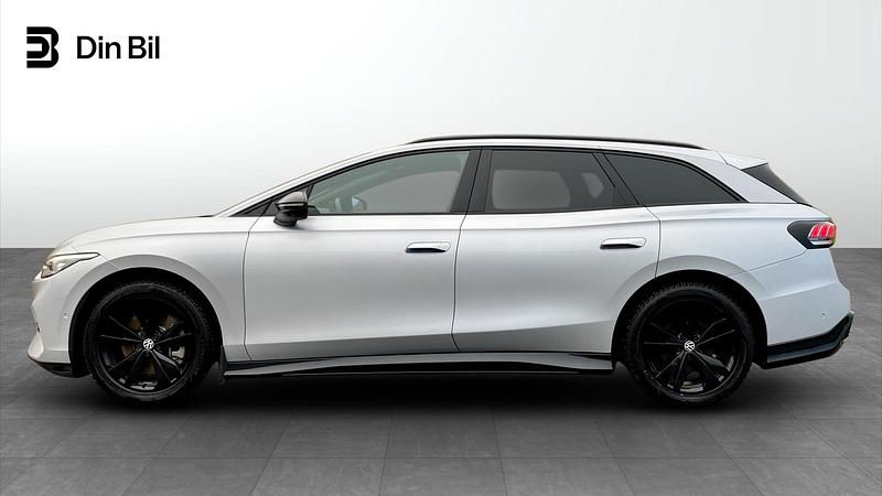 Begagnad VW ID.7 Pro 210 kW (286 HK) 2024 Silver Kombi