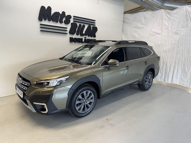 Grön (autumn green) Ny 2025 Subaru Outback SUV | 481 800 kr - Bild 1/4