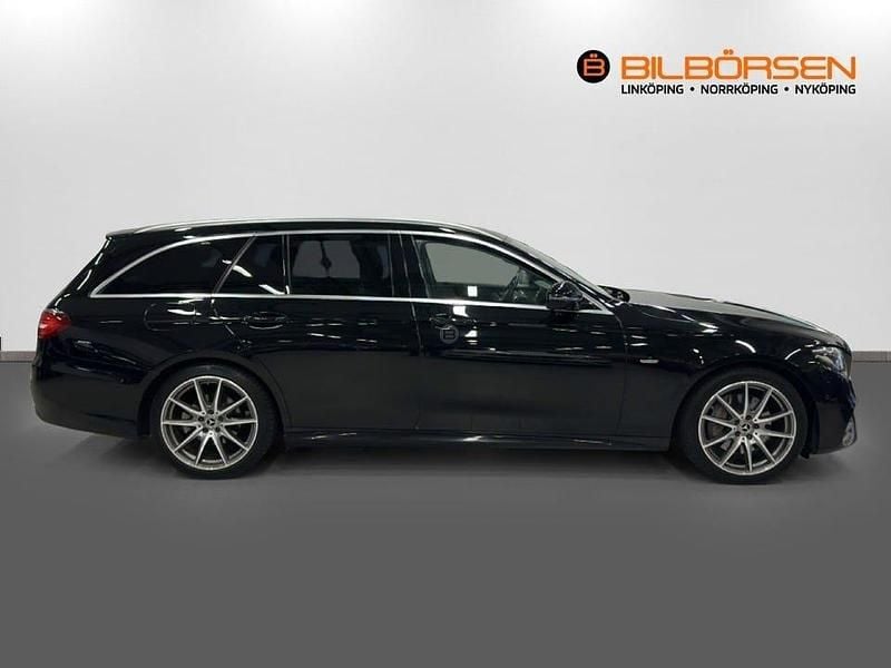 Begagnad Mercedes E220 AMG line 194 HK (142 kW) 2019 Svart Kombi
