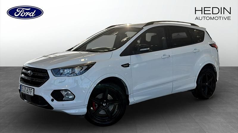 Frozen white Begagnad 2019 Ford Kuga ST-Line SUV | 199 900 kr (Marknadspris) - Bild 1/4