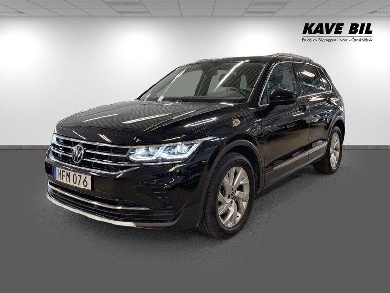 Svart Begagnad 2021 VW Tiguan Elegance SUV | 359 900 kr (Marknadspris) - Bild 1/3