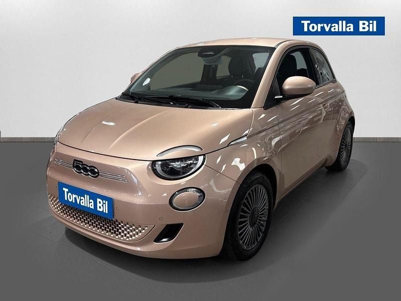 Gul Begagnad 2021 Fiat 500e Icon Halvkombi | 179 900 kr (Marknadspris) - Bild 1/4
