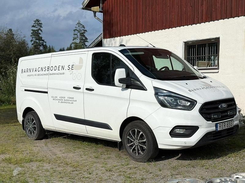 Vit Begagnad 2019 Ford Transit Custom | 145 000 kr (Marknadspris) - Bild 1/4