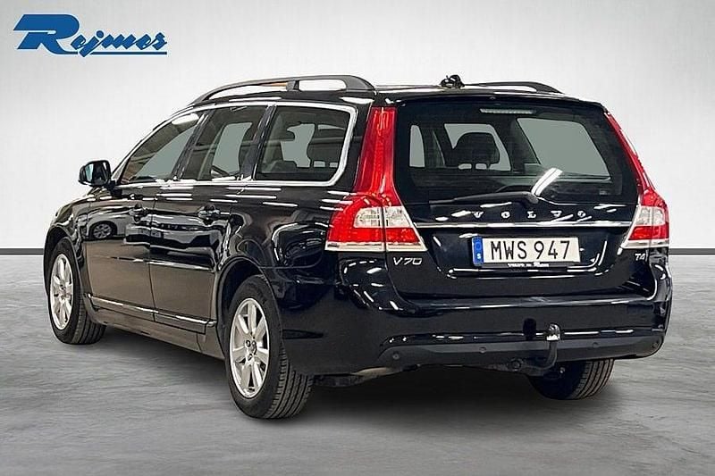 Begagnad Volvo V70 Momentum 180 HK (132 kW) 2014 Svart Kombi