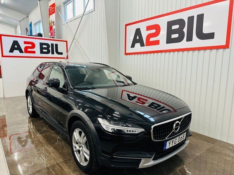 Svart Begagnad 2017 Volvo V90 CC Kombi | 199 900 kr (Lite dyr) - Bild 1/4
