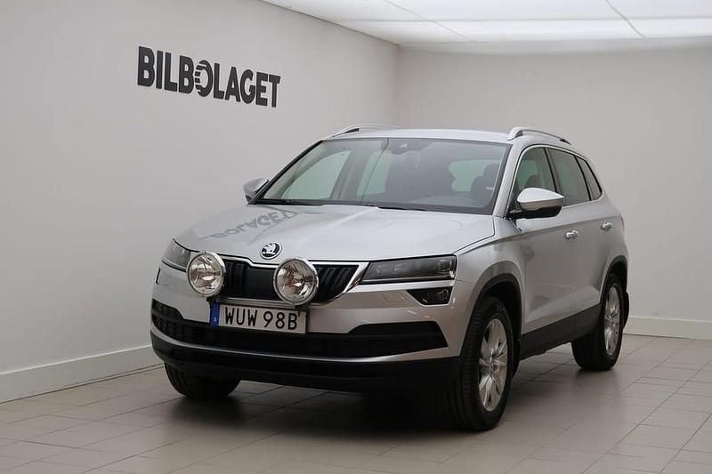 Silver Begagnad 2018 Skoda Karoq SUV | 224 800 kr (Marknadspris) - Bild 1/4