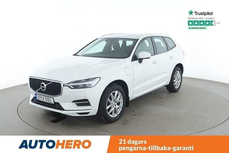 Vit Begagnad 2020 Volvo XC60 Momentum SUV | 280 000 kr (Superpris) - Bild 1/4
