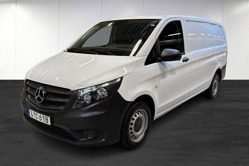 Begagnad 2021 Mercedes Vito Minibuss | 176 000 kr - Bild 1/4
