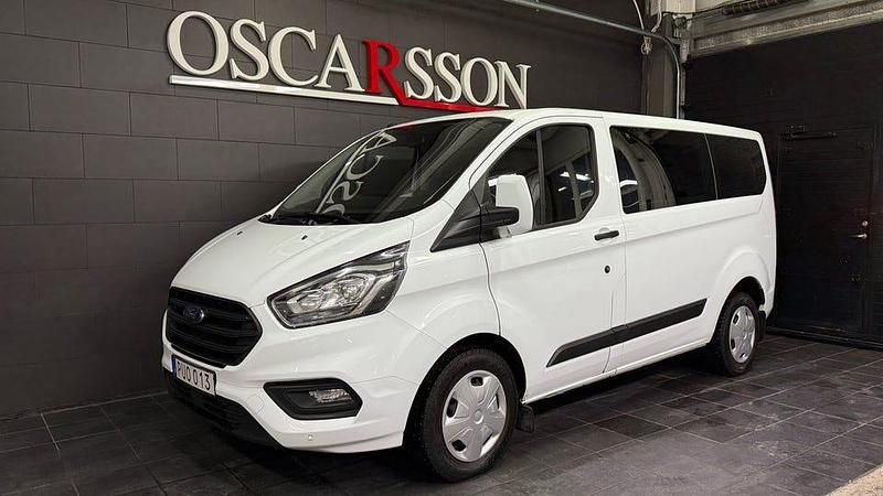 Begagnad Ford Transit Custom 173 HK (127 kW) 2019 Vit Kombi