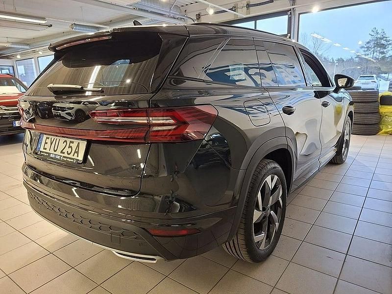 Begagnad Skoda Kodiaq SportLine 207 HK (152 kW) 2025 Svart SUV