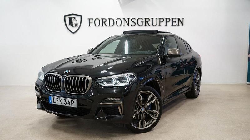 Svart Begagnad 2019 BMW X4 M Sport SUV | 419 800 kr (Marknadspris) - Bild 1/4