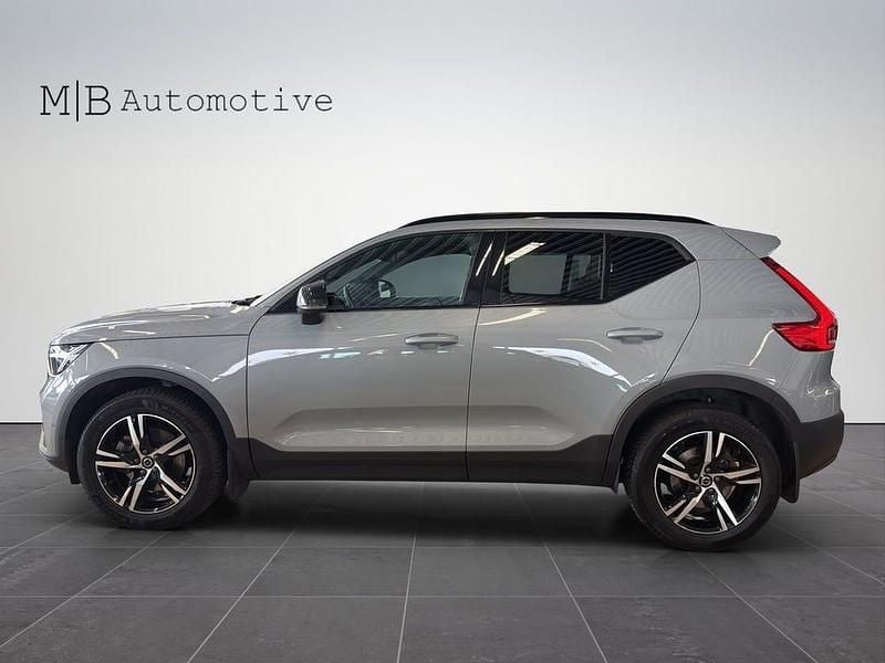 Begagnad Volvo XC40 Plus 163 HK (119 kW) 2023 Grå SUV