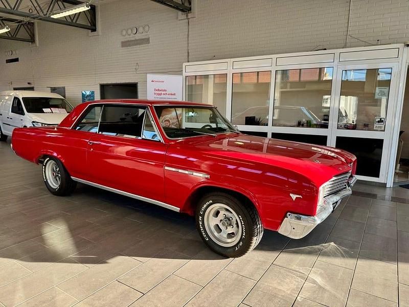 Begagnad Buick Skylark 182 HK (133 kW) 1965 Röd Sportkupé