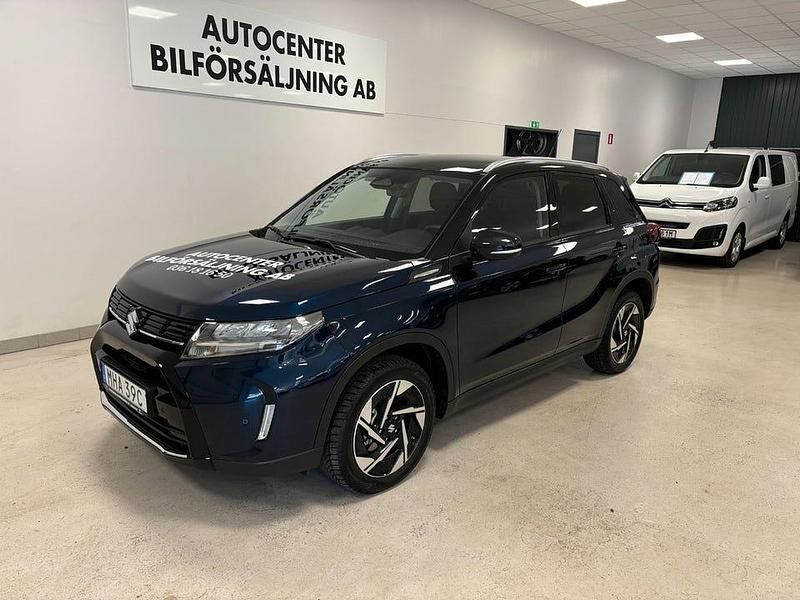 Begagnad Suzuki Vitara 116 HK (85 kW) 2024 Blå SUV