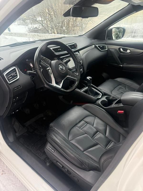 Begagnad Nissan Qashqai 140 HK (102 kW) 2019 SUV