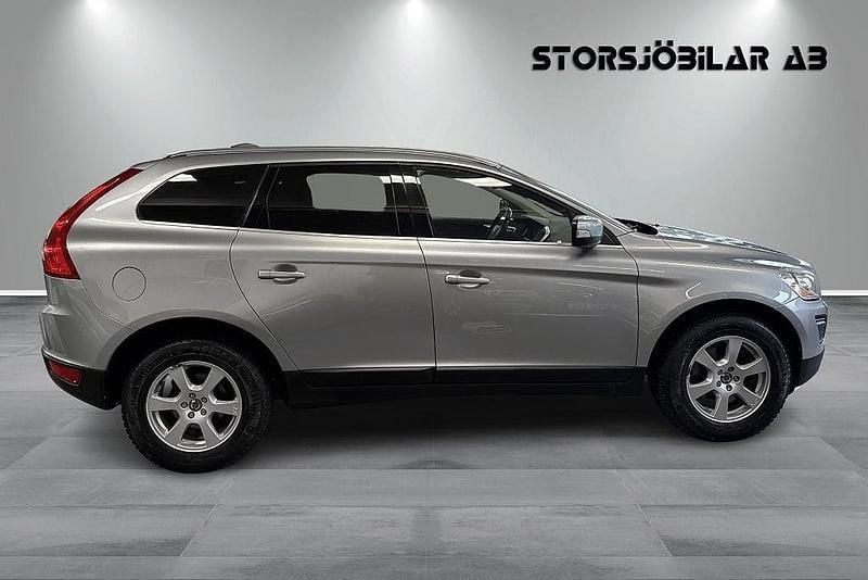Begagnad Volvo XC60 Ocean Race 163 HK (119 kW) 2011 Silver SUV
