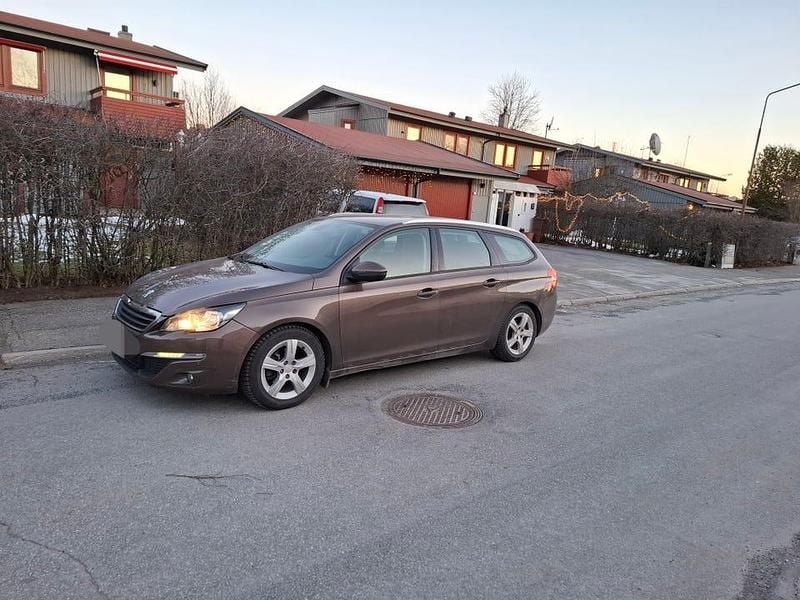 Begagnad 2014 Peugeot 308 SW Kombi | 79 500 kr (Marknadspris) - Bild 1/4