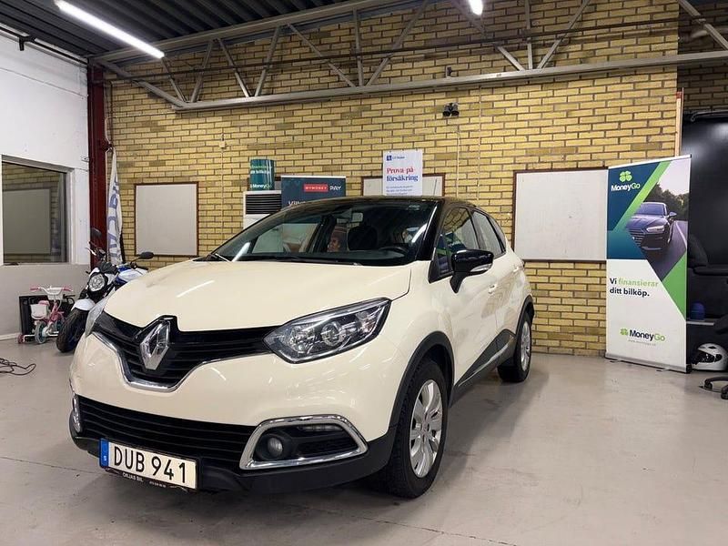 Begagnad 2015 Renault Captur SUV | 84 900 kr (Marknadspris) - Bild 1/4