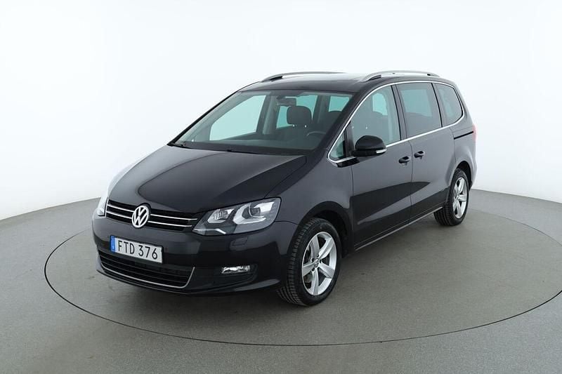 Svart Begagnad 2015 VW Sharan Minibuss | 164 000 kr (Superpris) - Bild 1/3