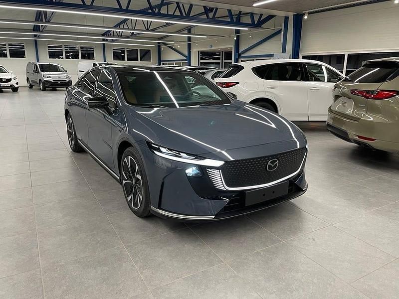 Ny Mazda 6e Takumi-Line 189 kW (258 HK) 2025 Polymetal grey Sedan