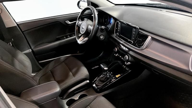 Begagnad Kia Rio Plus 120 HK (88 kW) 2019 Svart Halvkombi