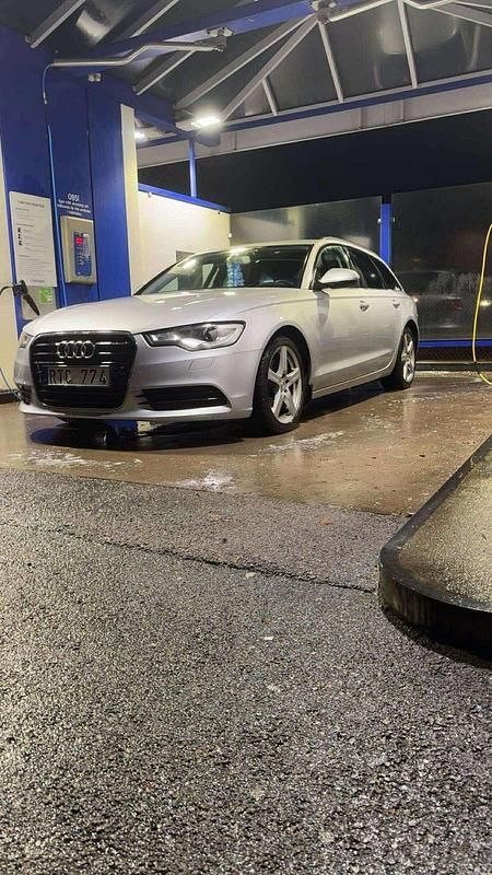 Begagnad Audi A6 177 HK (130 kW) 2014 Kombi