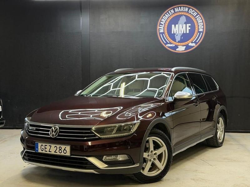 Begagnad VW Passat Alltrack 190 HK (139 kW) 2018 Röd Kombi