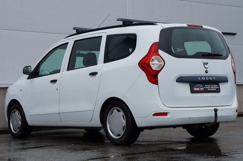 Begagnad Dacia Lodgy 83 HK (61 kW) 2013 Vit Minibuss