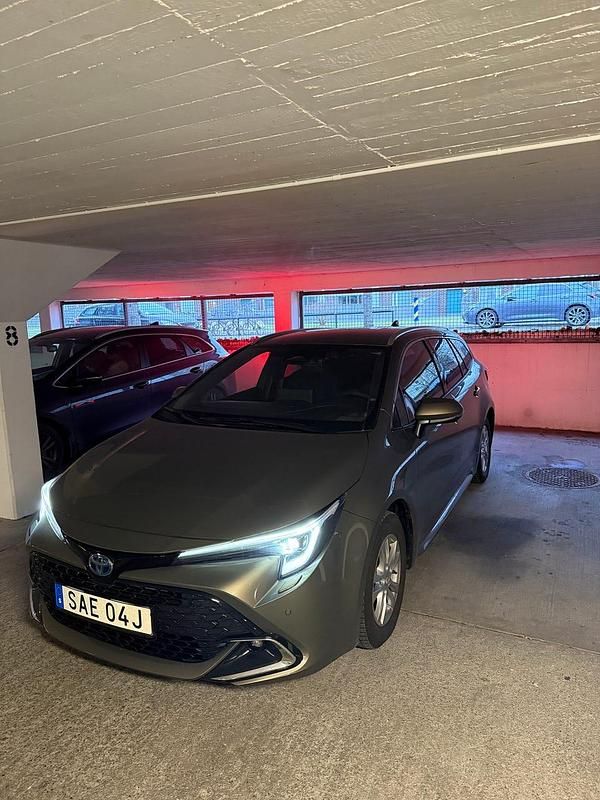 Begagnad 2025 Toyota Corolla Kombi | 320 000 kr (Lite dyr) - Bild 1/4